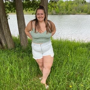 Meet your Posher, Shannon